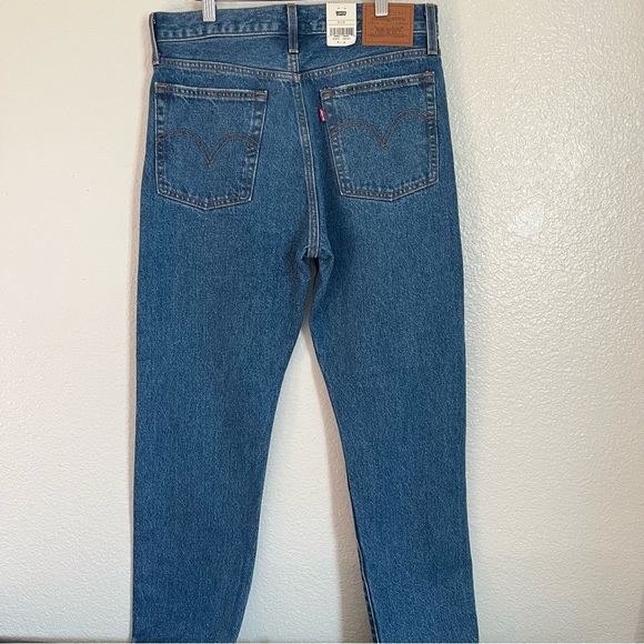 Levi’s Wedgie Straight Dark Wash Distressed Jeans NWT Size 29 - Picture 12 of 12